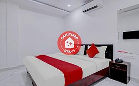 Hotel Sunshine Indore 3*